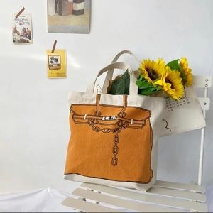 Super cute and trendy tote bag